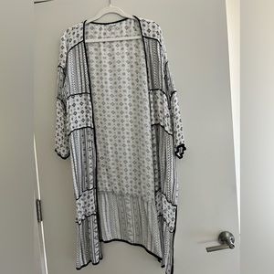 Printed light weight kimono